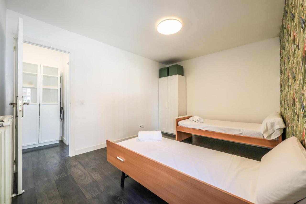 Apartamento Para 5 Personas Cerca De Ifema Y Aeropuerto Alquiler Temporal Madrid Eksteriør bilde