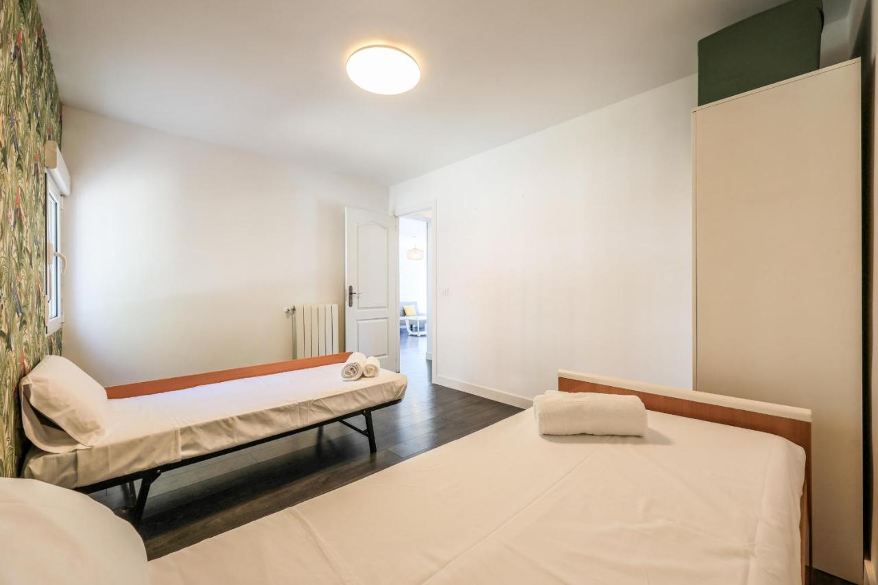Apartamento Para 5 Personas Cerca De Ifema Y Aeropuerto Alquiler Temporal Madrid Eksteriør bilde