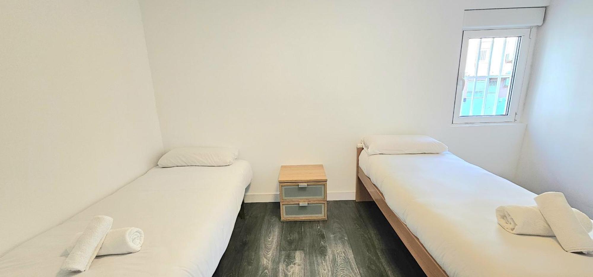 Apartamento Para 5 Personas Cerca De Ifema Y Aeropuerto Alquiler Temporal Madrid Eksteriør bilde